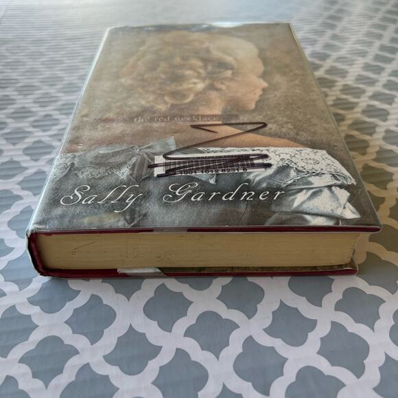 The Red Necklace by Sally Gardner Hardcover Book Pre-Loved - Picture 6 of 6